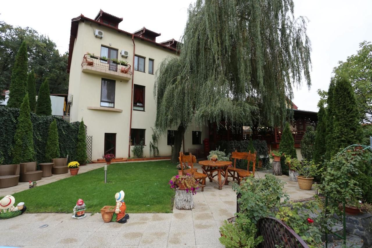 Гостевой дом Casa Adria Тыргу-Муреш-10